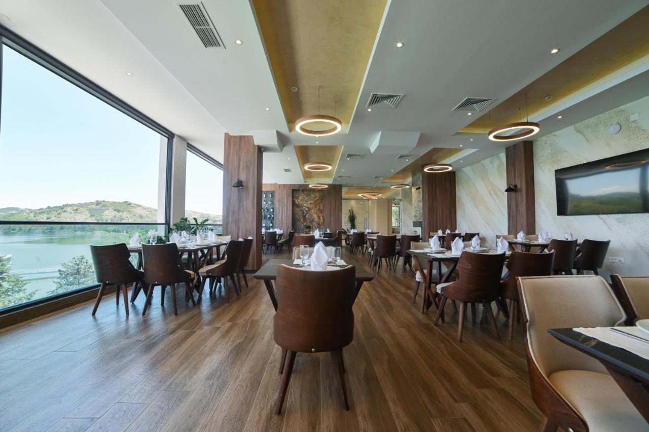 Glorius Hotel Велес Екстер'єр фото