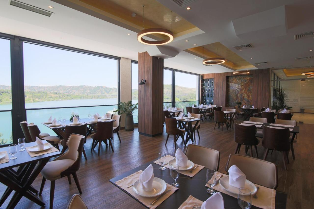 Glorius Hotel Велес Екстер'єр фото